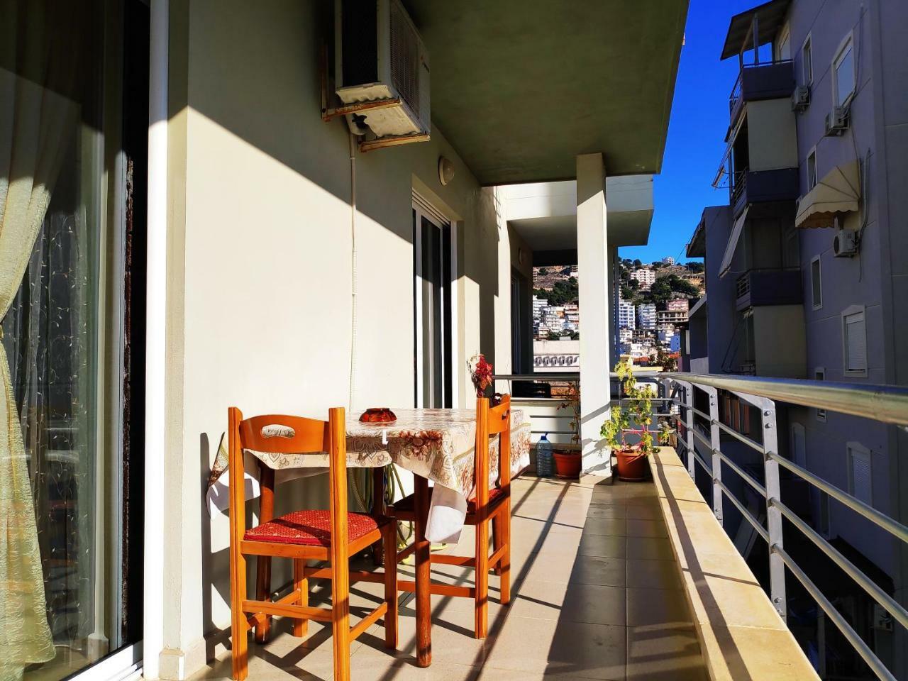 Apartment Angel Sarandë Exteriör bild